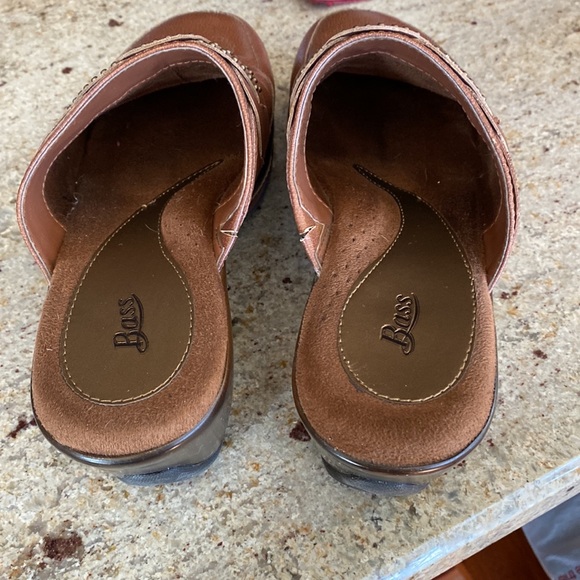 Bass Clogs - Picture 2 of 5